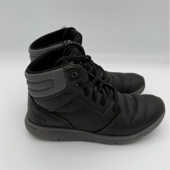 Timberland Boltero Boys Sneaker Shoes Lace-Up Black Suede Kids Size US1 - Picture 4 of 8